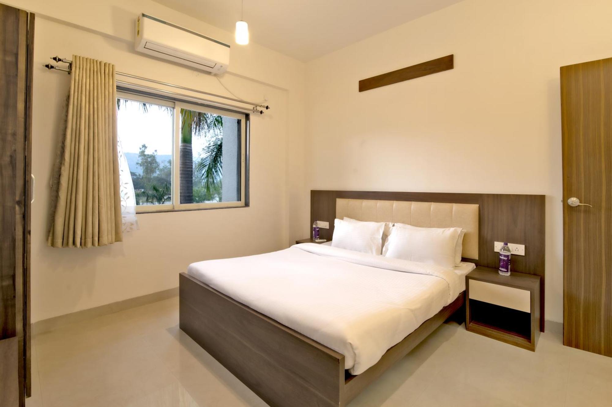 Hotel Sterling Stolen Heaven Lonavala Chambre photo